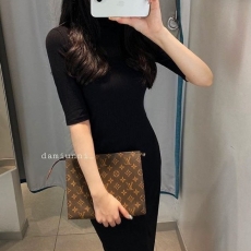 루이비통 모노그램 토일렛