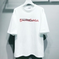 발렌시아가 레드페인팅 빈티지 폰트 반팔티