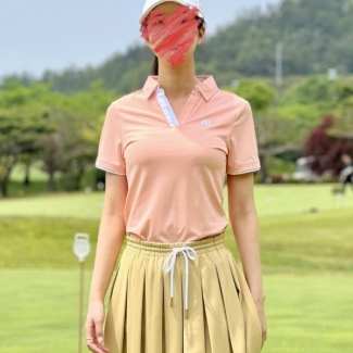 페어 라이어 시그니처 오픈넥 반팔 티셔츠