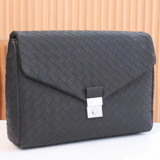 [BOTTEGA VENETA]  인트레치아토 나파 포르타 도큐먼티 클러치