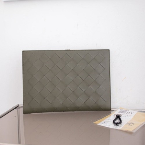 [BOTTEGA VENETA]  빅 인트레치아토 오픈 파우치